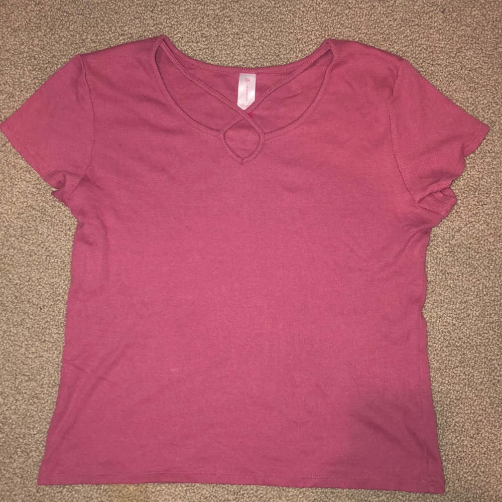 Cute pink top